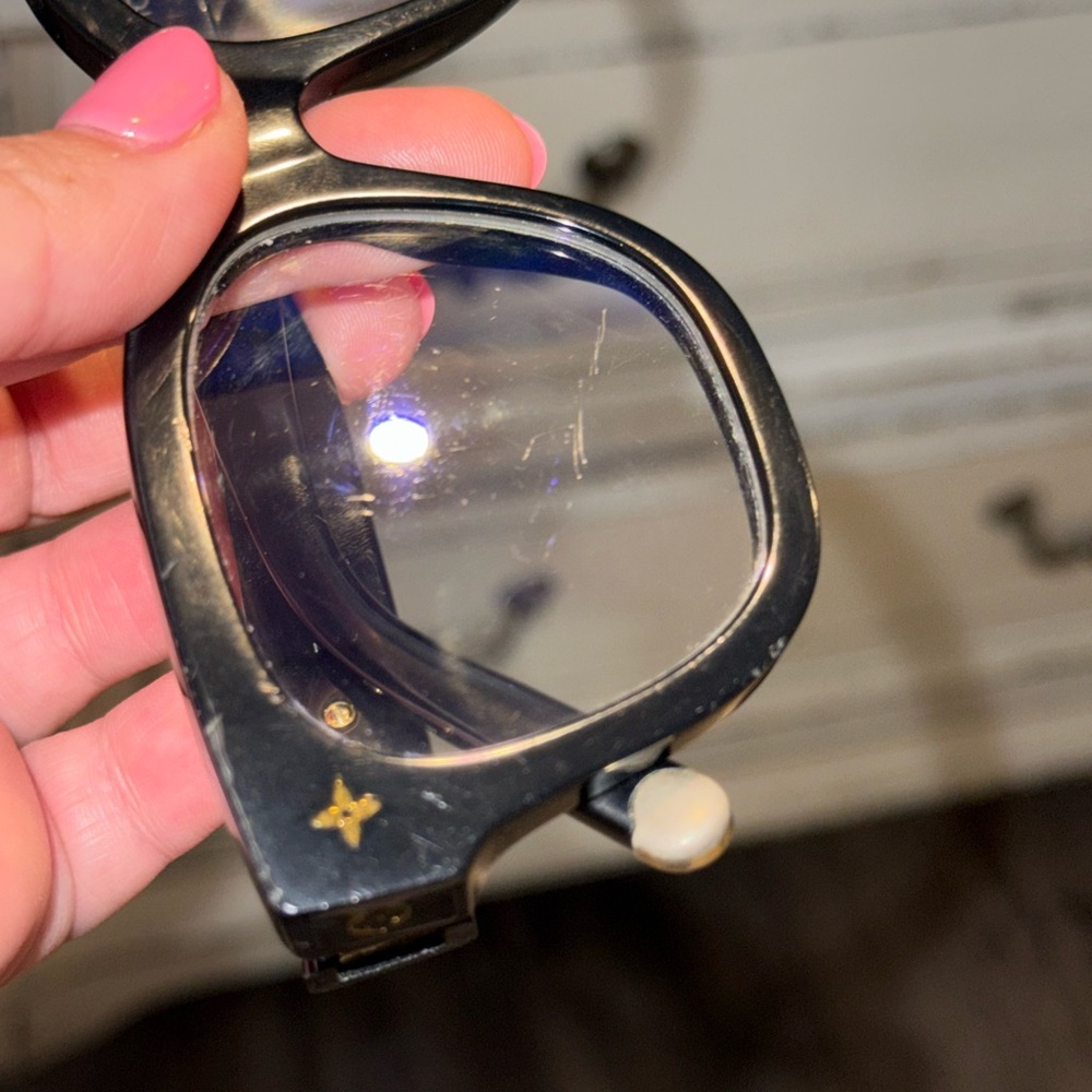 Louis Vuitton My Monogram Anti-Blue Light Glasses - Picture 10 of 12